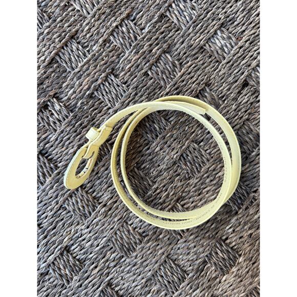 Vintage Pale Butter Yellow Skinny Belt (Soft Italian Café Girl) - Picture 2 of 5